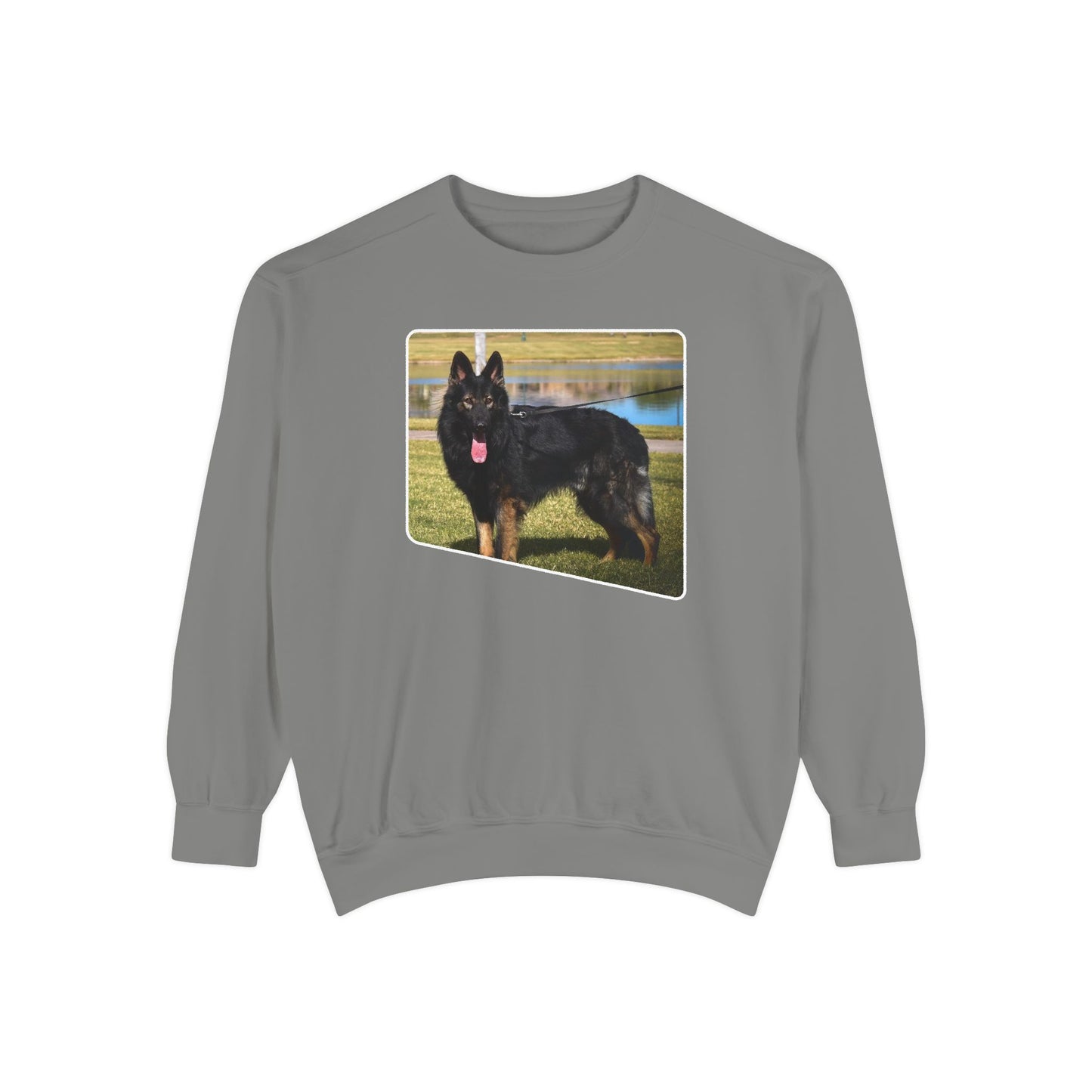 Unisex Dog Lover Sweatshirt With an Old Fashioned Working Line German Shepherd