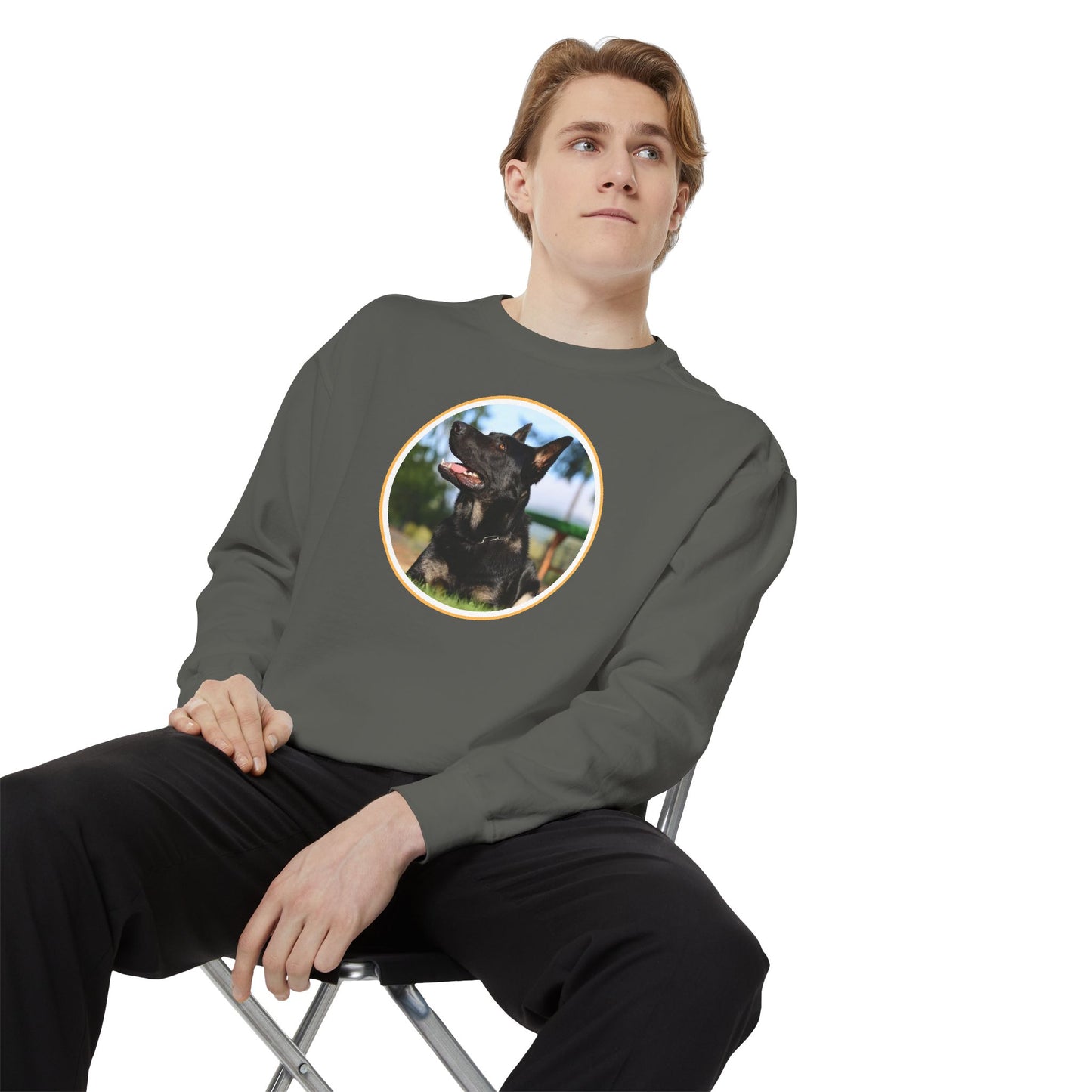 Unisex Dog Lover Sweatshirt With Close Up of Bicolor German Shepherd Inside Round Shape
