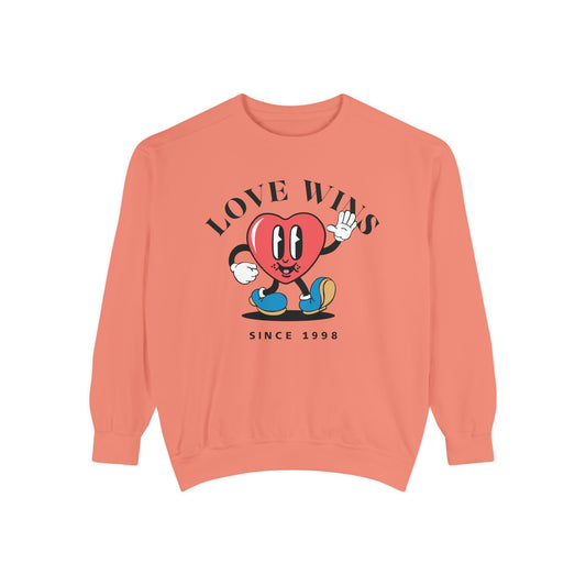 Unisex Valentine's Day Vintage Sweatshirt With a Heart Character and Caption Love Wins