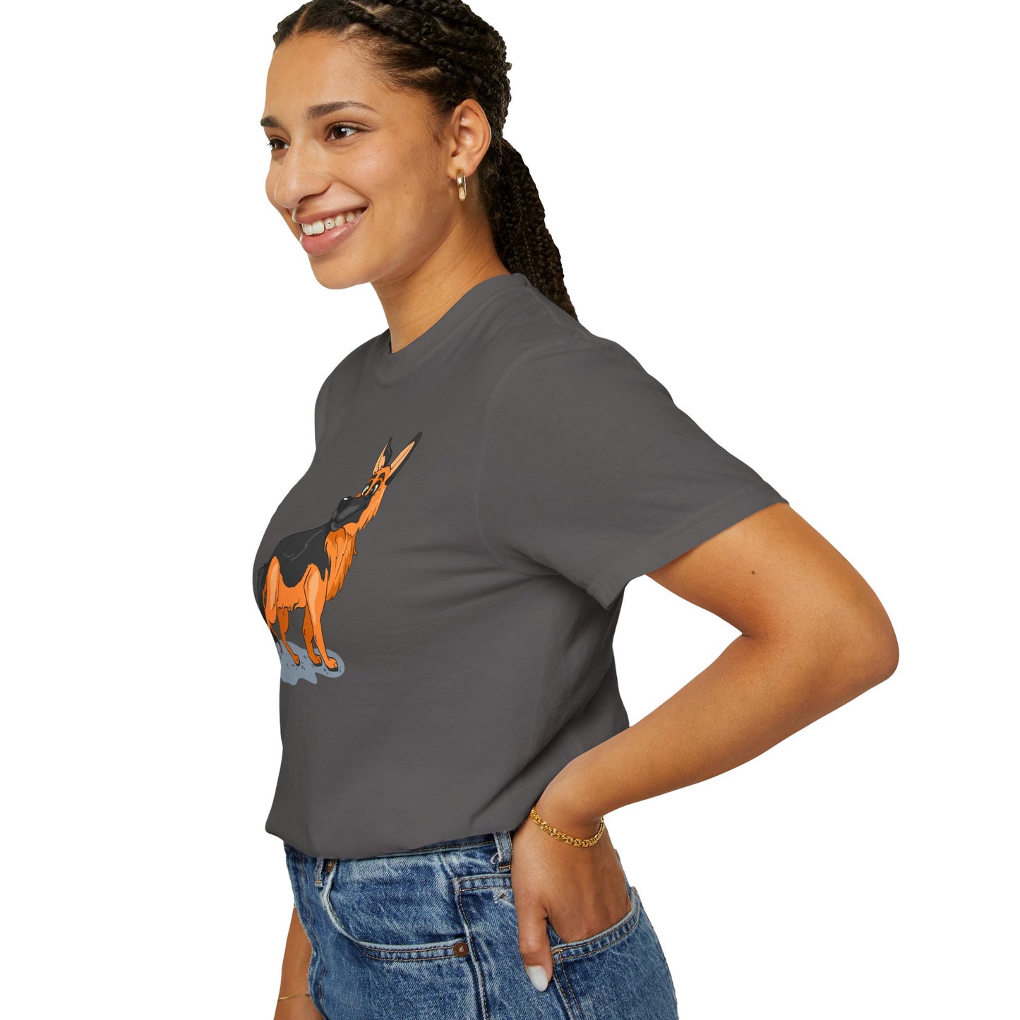Unisex Dog Lover T-Shirt With a Cartoon of Astonished German Shepherd Turning His Head