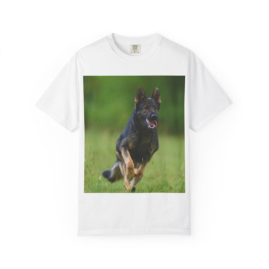 Unisex German Shepherd Lover T-Shirt – Nature Inspired, Perfect for Pet Owners