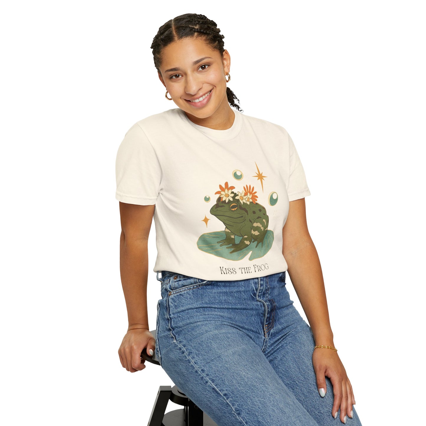 Kiss the Frog T-Shirt, Garment-Dyed Unisex Tee, Fun Gift for Nature Lovers, Cute Frog Graphic T-Shirt, Ideal for Casual Outings