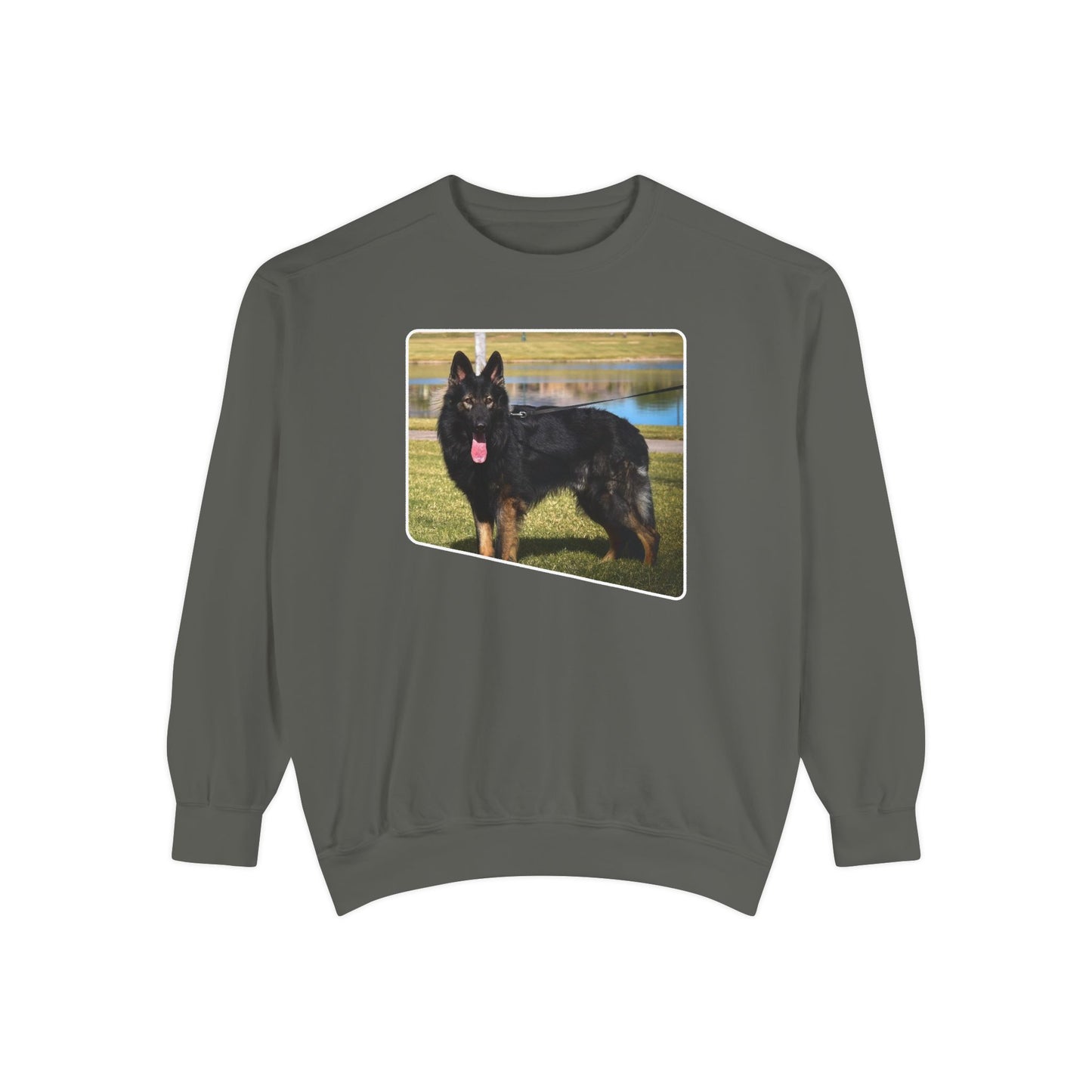 Unisex Dog Lover Sweatshirt With an Old Fashioned Working Line German Shepherd