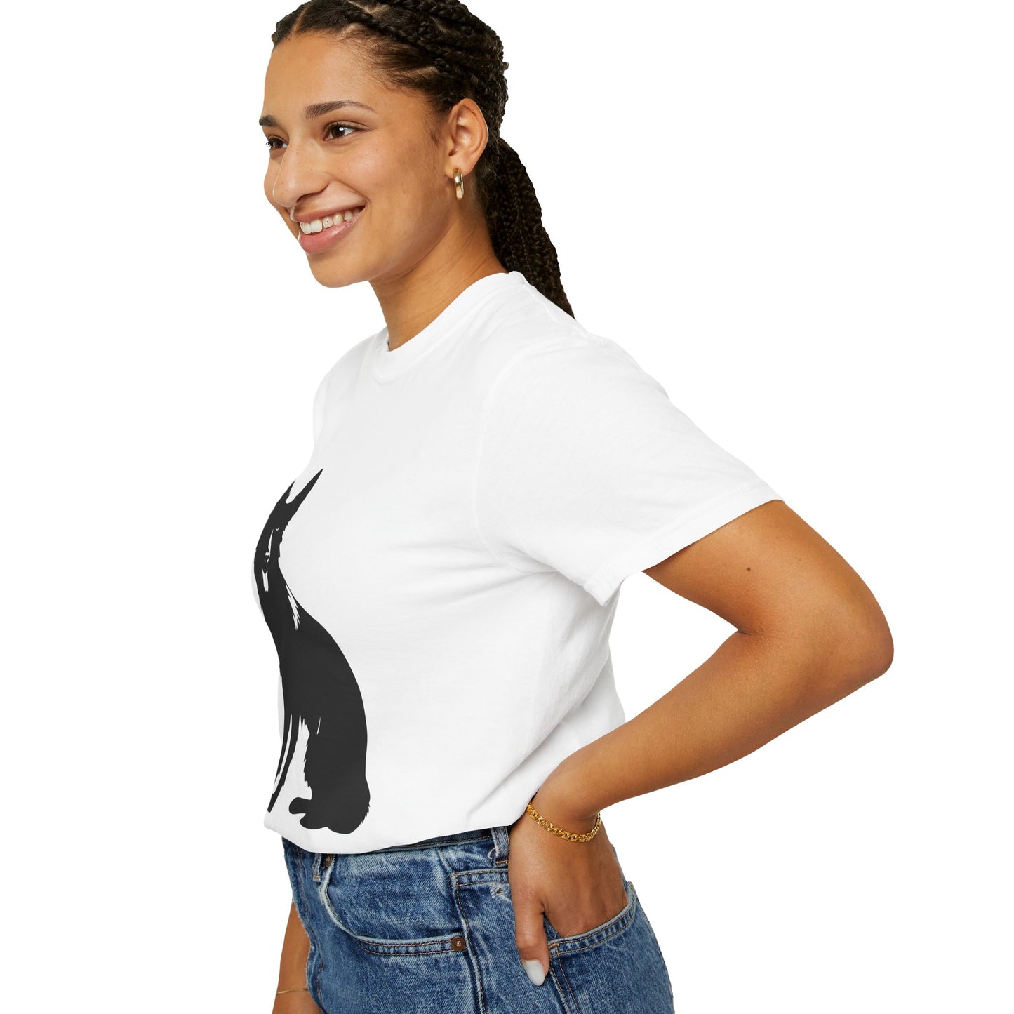 Unisex T-shirt With Graphic of Black German Shepherd Sloppy Sitting
