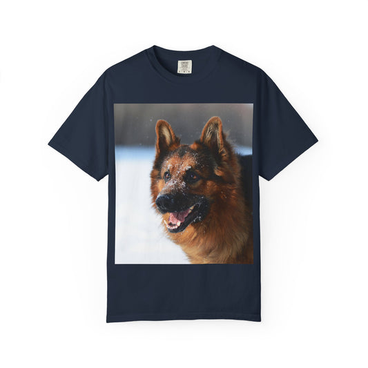 Unisex Dog Photograph T-Shirt - Giant German Shepherd In the Snow
