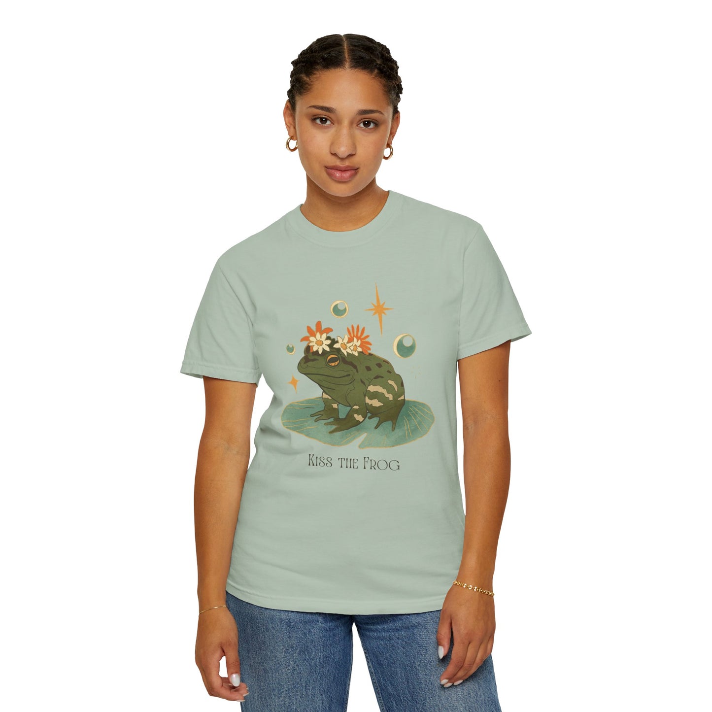 Kiss the Frog T-Shirt, Garment-Dyed Unisex Tee, Fun Gift for Nature Lovers, Cute Frog Graphic T-Shirt, Ideal for Casual Outings