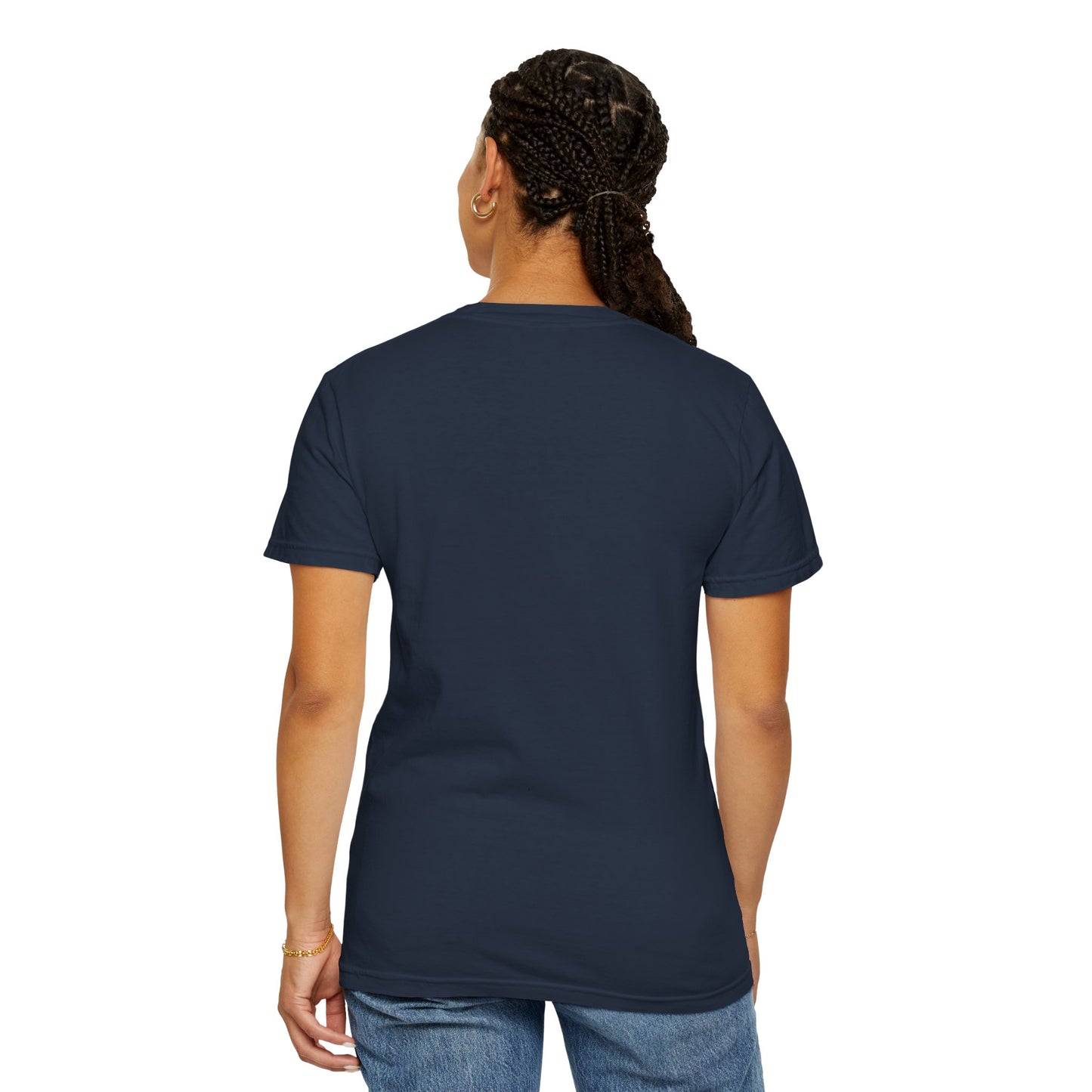 Unisex Dog Photograph T-Shirt - Giant German Shepherd In the Snow
