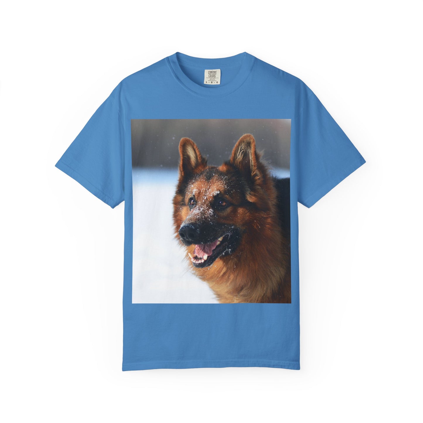 Unisex Dog Photograph T-Shirt - Giant German Shepherd In the Snow