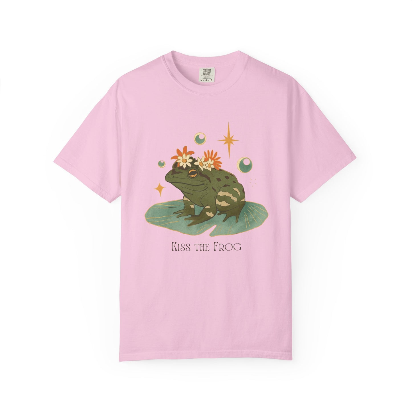 Kiss the Frog T-Shirt, Garment-Dyed Unisex Tee, Fun Gift for Nature Lovers, Cute Frog Graphic T-Shirt, Ideal for Casual Outings
