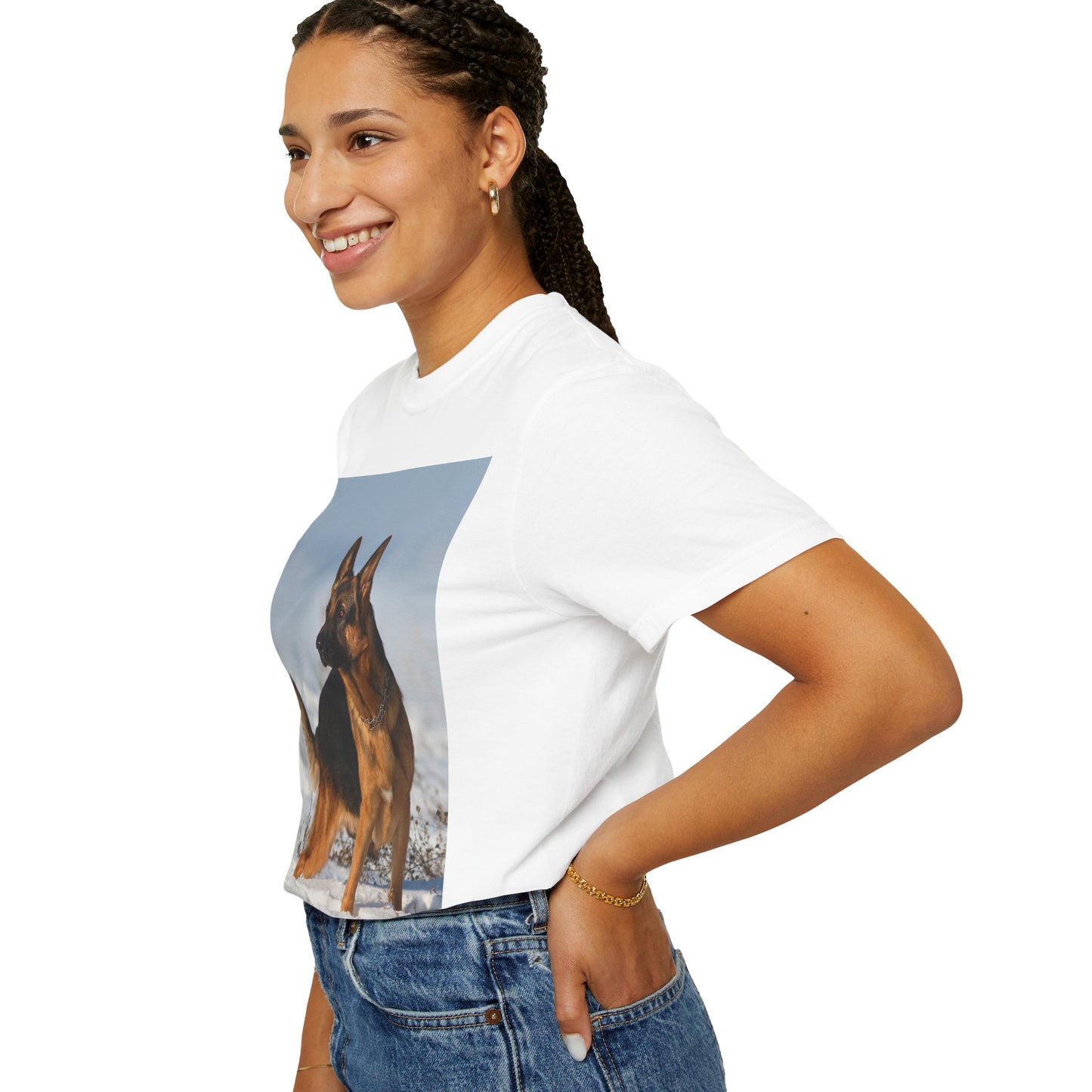 Unisex Dog Lover T-Shirt With a Beautiful German Shepherd Looking at Side Standing on the Snow and Caption Selfless Beings