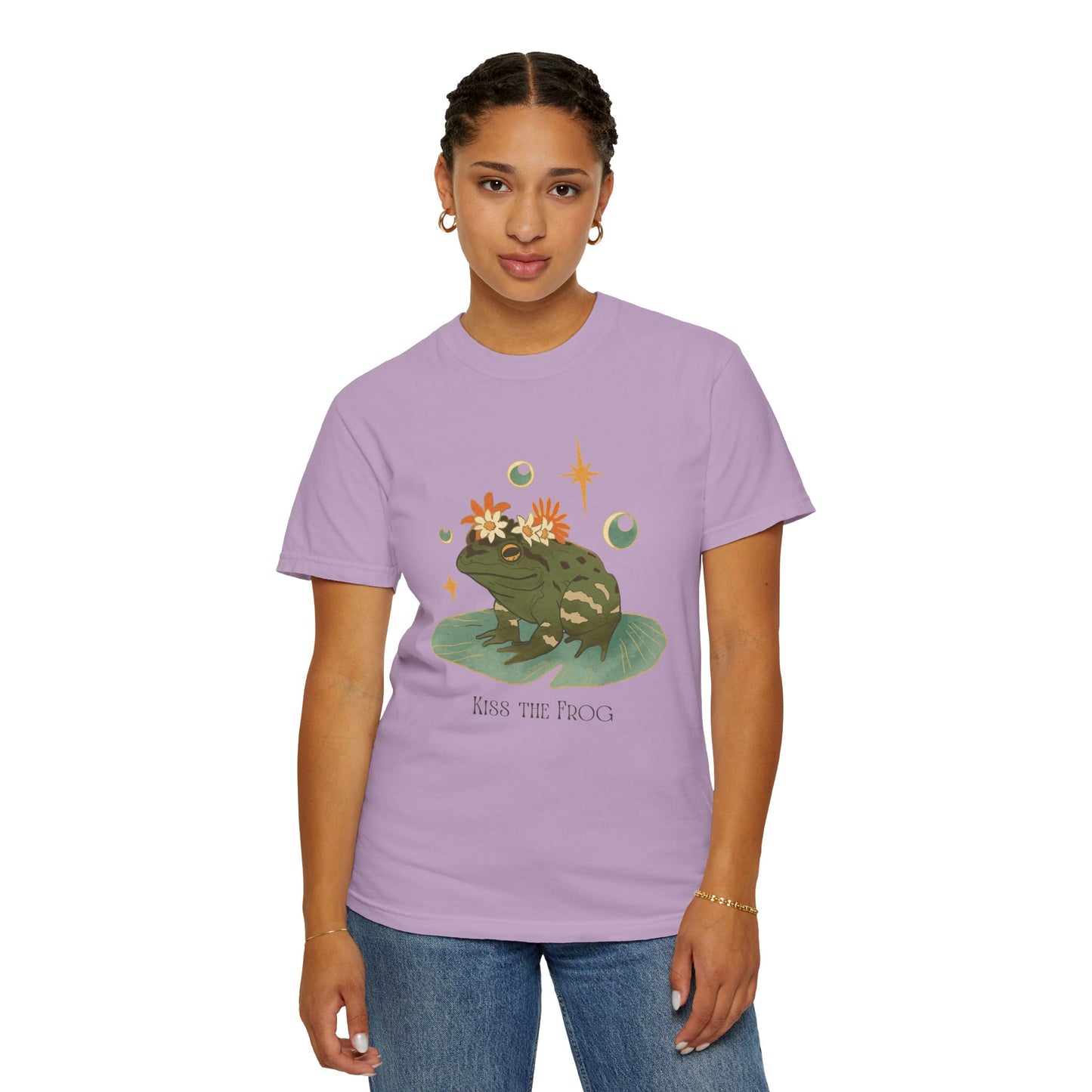 Kiss the Frog T-Shirt, Garment-Dyed Unisex Tee, Fun Gift for Nature Lovers, Cute Frog Graphic T-Shirt, Ideal for Casual Outings